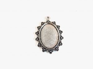 Bezel