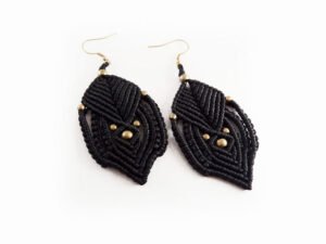 McrEr001 Macrame Earring